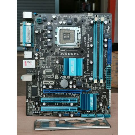 Mainboard 775 เมนบอร์ดราคาถูก สำหรับซีพียู Core 2 .